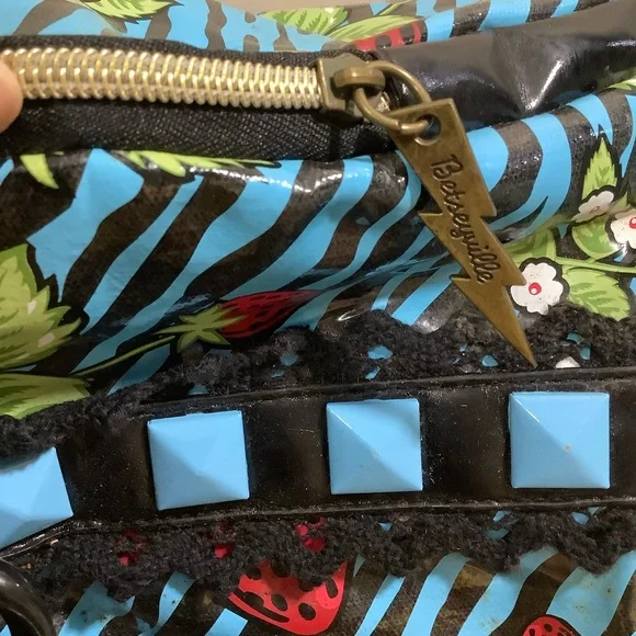 Betsey Johns Betseyville Strawberry Floral Handbag Vintage - Picture 10 of 11